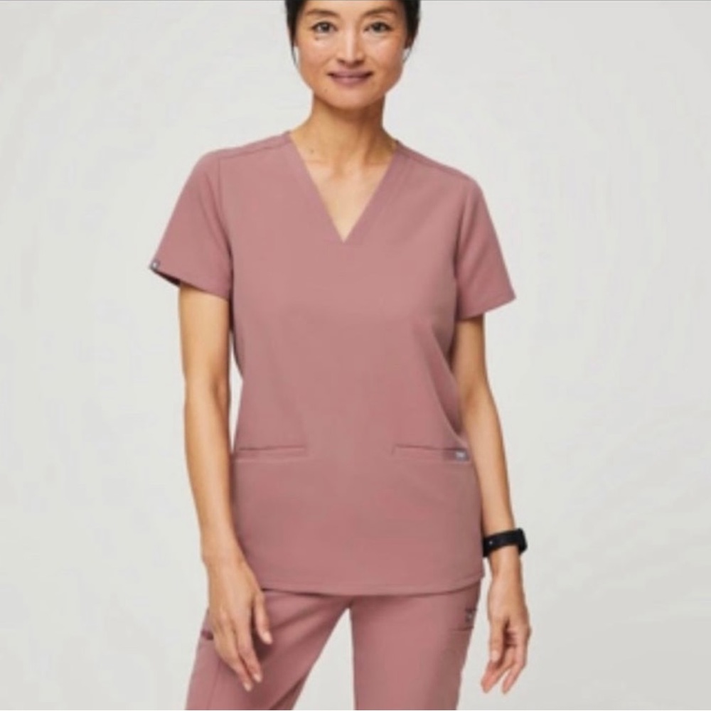 Figs Scrub Set